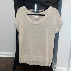 BANANA REPUBLIC SWEATER TOP WITH SHIMMERY DETAIL. WORN TWICE